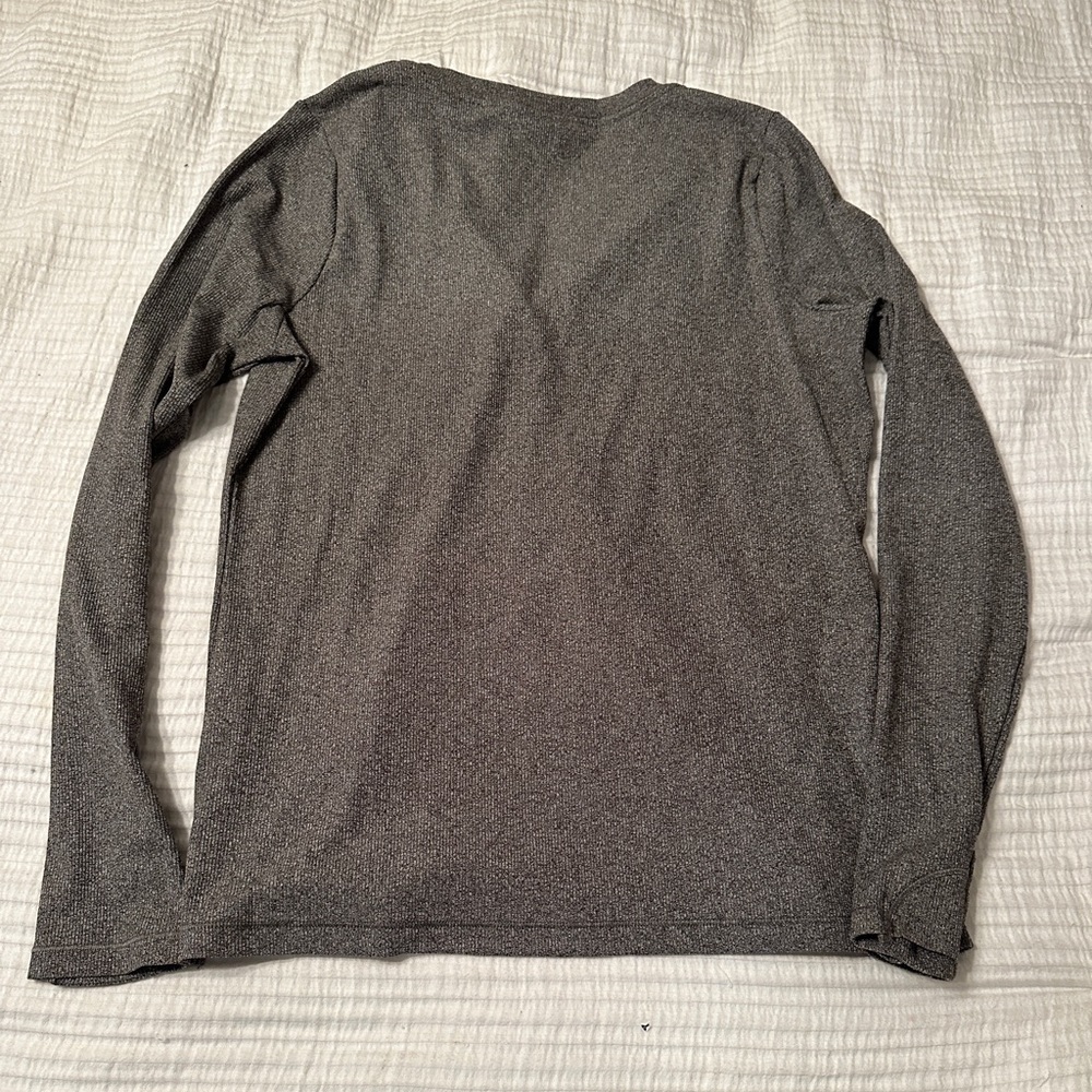 Athleta Uptempo Women’s Grey Ribbed Henley Top - Size L - Picture 7 of 12